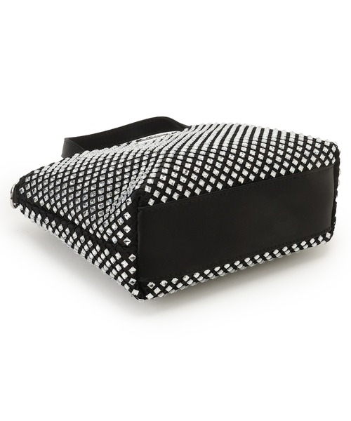 Guess（ゲス）の「TASMIN Mini Tote（トートバッグ・レディース・ブラック・ONE SIZE）」の5枚目の写真