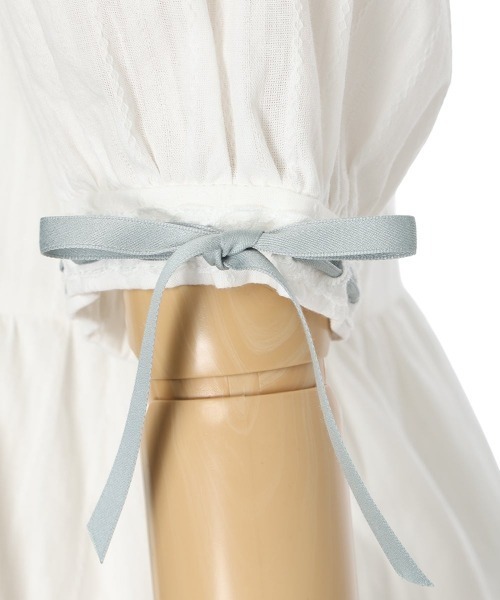 F i.n.t（フィント）の「はしごリボンコットンレースミニワンピース（ワンピース・レディース・ライトベージュ/オフホワイト・FREE）」の13枚目の写真