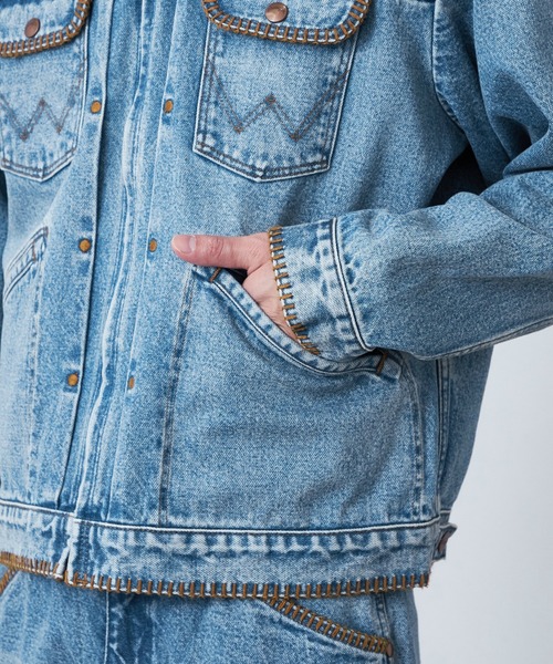 Lee(リー)の「Wrangler/ラングラー【US ORIGINAL】24MJZ デニムジャケット ブランケットステッチ(デニムジャケット・メンズ・ブルー・MEDIUM/SMALL/LARGE/X-LARGE)」の11枚目の写真