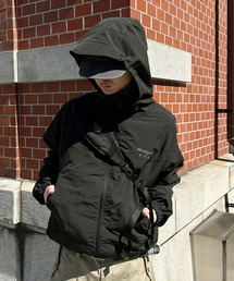 kutir（クティール）の「ASSORTED NYLON SHELL JACKET／アソートナイロンシェルジャケット（マウンテンパーカー）」