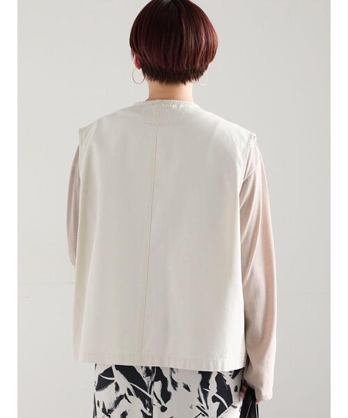 Te chichi（テチチ）の「ノーカラーワークベスト（ベスト・レディース・ネイビー/オフホワイト・F）」の5枚目の写真