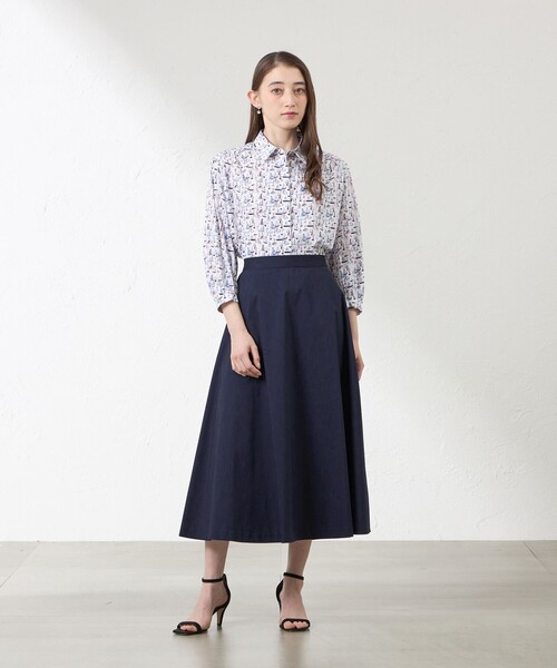 amaca(アマカ)の「【LIBERTY】Deben タナローンブラウス(シャツ/ブラウス・レディース・グレー系その他/オフホワイト・40/38)」の3枚目の写真