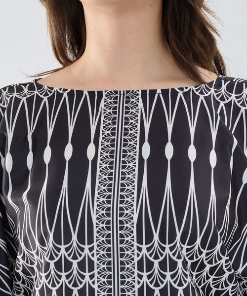 NARACAMICIE（ナラカミーチェ）の「【NARACAMICIE】【セットアップ対応】ライン幾何柄半袖スクエアブラウス（シャツ/ブラウス・レディース・ブラック/ホワイト・M）」の6枚目の写真