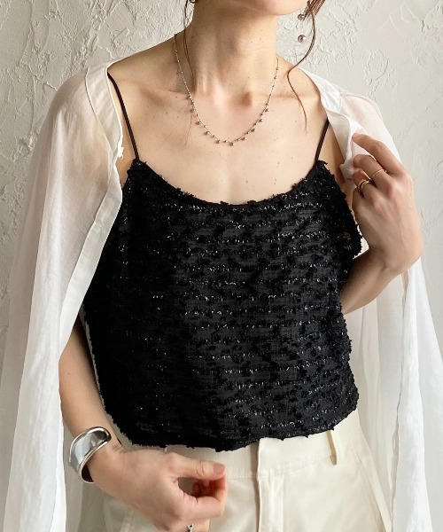 She's Closet(シーズクローゼット)の「ショート丈 ラメ ネップヤーン ジャガード キャミソール ビスチェ(キャミソール・レディース・ブラック/アイボリー・FREE)」の1枚目の写真