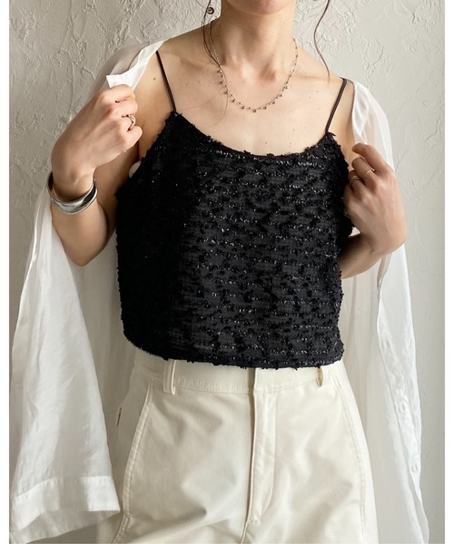 She's Closet(シーズクローゼット)の「ショート丈 ラメ ネップヤーン ジャガード キャミソール ビスチェ(キャミソール・レディース・ブラック/アイボリー・FREE)」の4枚目の写真