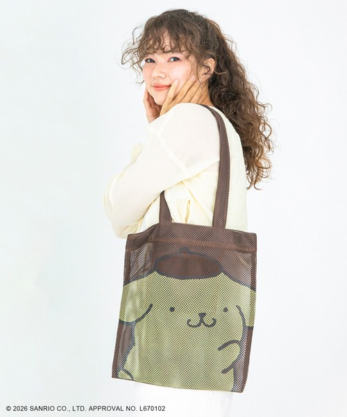 ACCOMMODE（アコモデ）の「サンリオキャラクターズ/カラップ フェイスアップメッシュトートバッグ（トートバッグ・レディース・ベージュ/パープル/ブラック/ブルー/グリーン/ブラウン・FREE）」の3枚目の写真