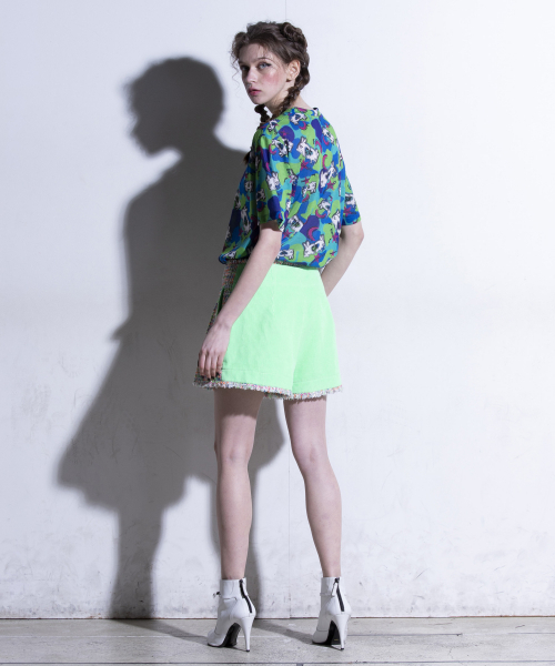 GREEDILOUS(グリディアス)の「グリーンカモフラージュTシャツ(Tシャツ/カットソー・レディース・その他・S/M/L/XS)」の7枚目の写真