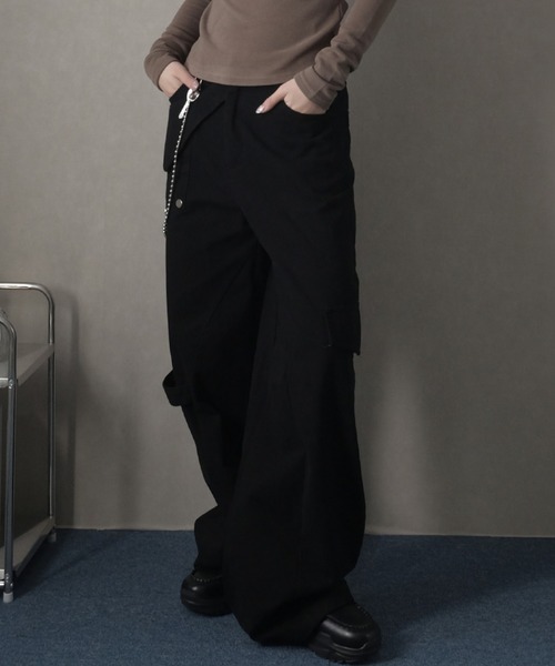 Ulysses(ユリシス)の「ワイドカーゴパンツ(カーゴパンツ・レディース・カーキ/ブラック・M/S)」の6枚目の写真