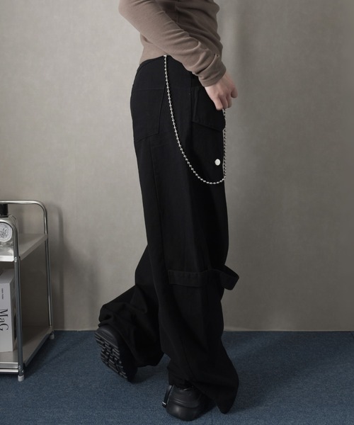 Ulysses(ユリシス)の「ワイドカーゴパンツ(カーゴパンツ・レディース・カーキ/ブラック・M/S)」の11枚目の写真