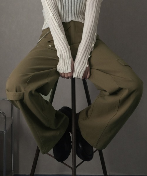 Ulysses(ユリシス)の「ワイドカーゴパンツ(カーゴパンツ・レディース・カーキ/ブラック・M/S)」の13枚目の写真