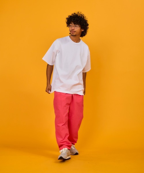 WALLA WALLA SPORT（ワラワラスポーツ）の「9oz TUBE TEE/ 9オンス チューブ ティー（Tシャツ/カットソー・メンズ・レモンイエロー/グリーン系その他/マスタード/エンジ/ダークブラウン/スミクロ/アイボリー/ブラック/ホワイト・X-LARGE/LARGE/SMALL/MEDIUM）」の18枚目の写真