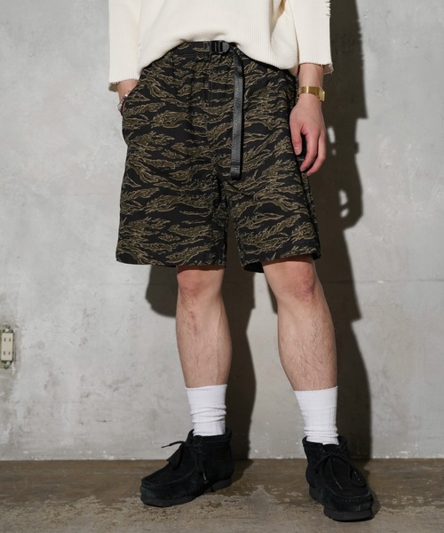 THRIFTY LOOK（スリフティールック）の「THRIFTY LOOK / スリフティールック PRINTED 90S CLIMBING SHORTS タイガーカモ レオパード ウェビングベルト イージーショーツ（その他パンツ・メンズ・カモフラージュ/ブラウン/グリーン・MEDIUM/LARGE）」の12枚目の写真