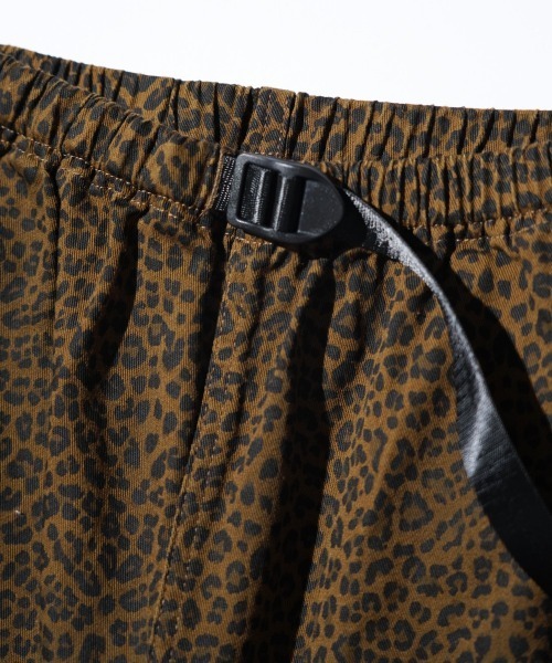 THRIFTY LOOK（スリフティールック）の「THRIFTY LOOK / スリフティールック PRINTED 90S CLIMBING SHORTS タイガーカモ レオパード ウェビングベルト イージーショーツ（その他パンツ・メンズ・カモフラージュ/ブラウン/グリーン・MEDIUM/LARGE）」の15枚目の写真