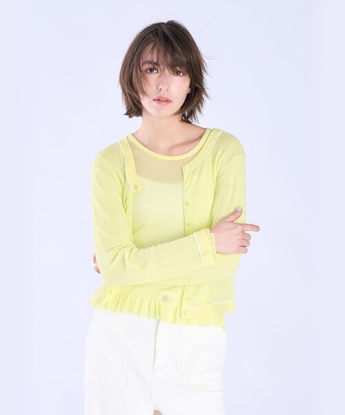 To b. by agnes b.（トゥービーバイアニエスベー）の「シアー リブ 長袖 ニット カーディガン（カーディガン/ボレロ・レディース・イエロー・FREE）」の3枚目の写真