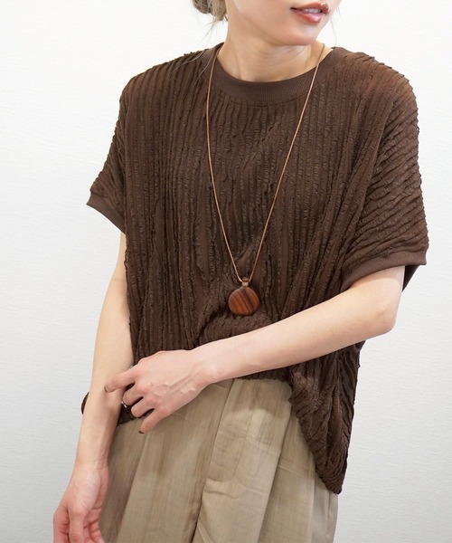gossara(ゴサラ)の「【今売れてます】フリフリカットソー天竺編T(Tシャツ/カットソー・レディース・ブラック/オフホワイト/ベージュ/ブラウン・FREE)」の3枚目の写真