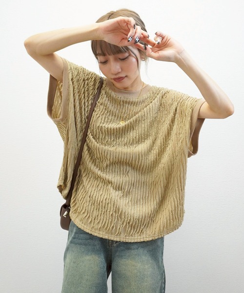 gossara(ゴサラ)の「【今売れてます】フリフリカットソー天竺編T(Tシャツ/カットソー・レディース・ブラック/オフホワイト/ベージュ/ブラウン・FREE)」の6枚目の写真