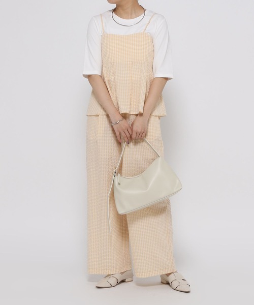 GLOBAL WORK(グローバルワーク)の「cossyさんプロデュース/サッカーSET UPパンツ/EiiS/314276(その他パンツ・レディース・ライトベージュ・SMALL/X-SMALL)」の2枚目の写真