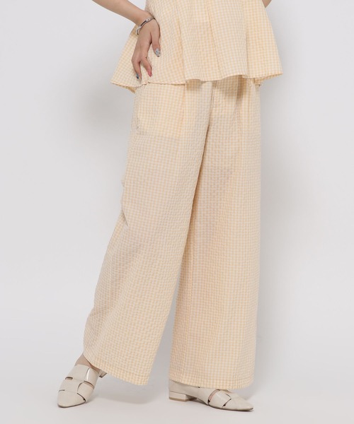 GLOBAL WORK(グローバルワーク)の「cossyさんプロデュース/サッカーSET UPパンツ/EiiS/314276(その他パンツ・レディース・ライトベージュ・SMALL/X-SMALL)」の6枚目の写真