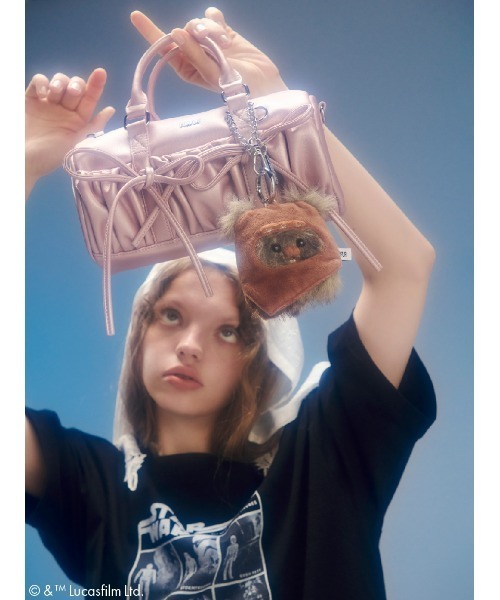 FURFUR(ファーファー)の「【STAR WARS(TM)】グラフィックプリントレースTシャツ(Tシャツ/カットソー・レディース・ブラック/サックスブルー/ホワイト/ベージュ・F)」の18枚目の写真