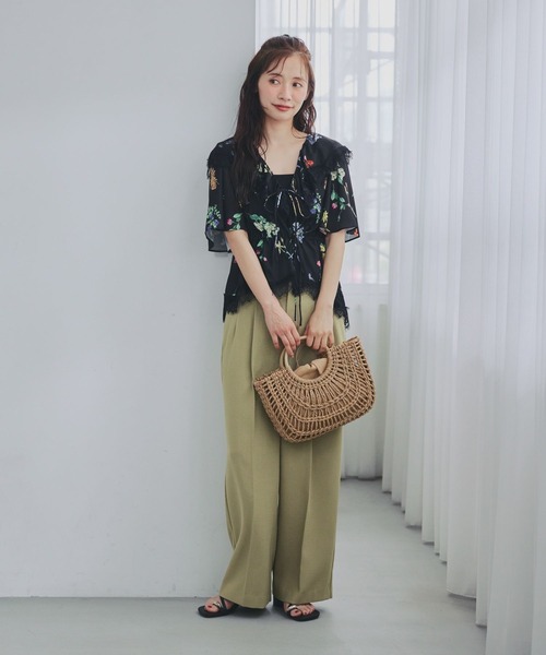 mysty woman(ミスティウーマン)の「パターンキリカエストレートパンツ 826866(スラックス・レディース・ベージュ系その他/オフホワイト/ブラック・FREE)」の4枚目の写真