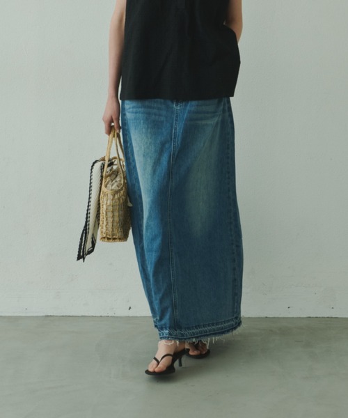 Plumel（プルメル）の「Stretch Denim Maxi Skirt / ストレッチデニムマキシスカート（デニムスカート・レディース・ライトブルー/ブルー・MEDIUM/LARGE）」の20枚目の写真