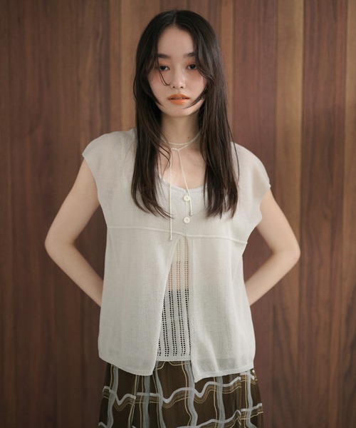 LAULEN（ローレン）の「sheer layered knit pullover /シアーレイヤード風ニットプルオーバー（ニット/セーター・レディース・グレー/チャコールグレー/レッド/アイボリー/ピンク・FREE）」の4枚目の写真