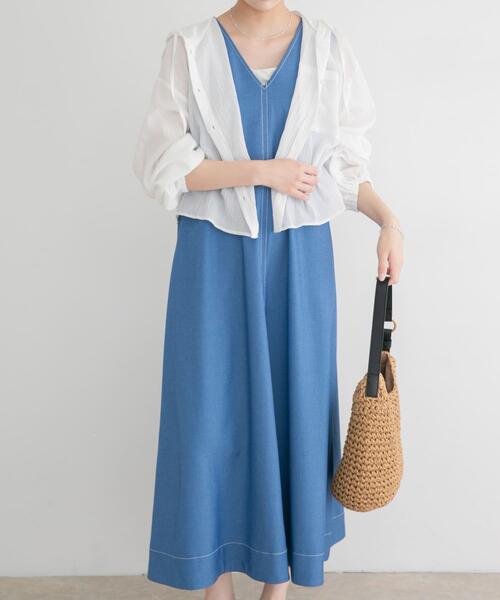 ITEMS URBANRESEARCH（アイテムズ アーバンリサーチ）の「『洗濯可』レーヨンデニムテントワンピース（ワンピース・レディース・ブルー/ブルー系その他・FREE）」の3枚目の写真