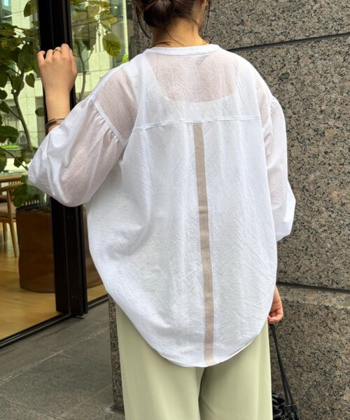 Jena espace merveilleux(ジェナ エスパスメルヴェイユ)の「シアーバックラインブラウス(シャツ/ブラウス・レディース・オレンジ/オフホワイト/チャコールグレー・FREE)」の7枚目の写真
