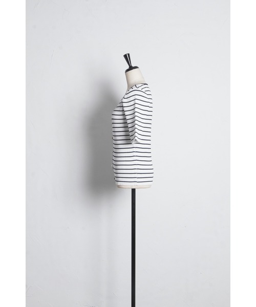 tocco closet(トッコ クローゼット)の「【ZOZO限定】接触冷感ヘンリーネック配色半袖リブニットトップス(Tシャツ/カットソー・レディース・オフホワイト/その他/ネイビー/その他1・M)」の18枚目の写真