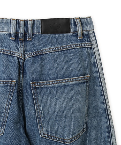 adidas(アディダス)の「adidas HIGH RISE BARREL LEG DENIM PANT / アディダス ハイライズ バレル レッグ デニム パンツ(デニムパンツ・レディース・ライトインディゴブルー・25inch/24inch/26inch)」の6枚目の写真