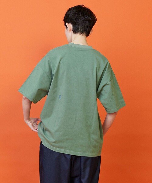 FRAPBOIS(フラボア)の「フォームドットTシャツ(Tシャツ/カットソー・レディース・ホワイト/グリーン・1/2)」の3枚目の写真