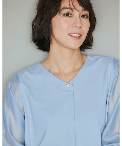 DoCLASSE( ドゥクラッセ)の「シフォンスリーブ・カットソーブラウス(Tシャツ/カットソー・レディース・サックスブルー/ダークネイビー・L/M/S/LL)」の3枚目の写真