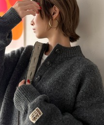 《JaVaジャバコラボ》ふんわり袖たっぽり。配色テープアノラック風ニットプルオーバー
