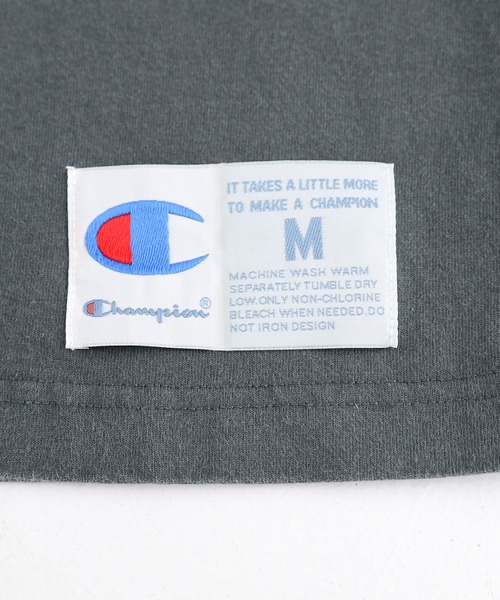 Champion(チャンピオン)の「【Champion】ピグメントロゴ刺繍Tシャツ(Tシャツ/カットソー・メンズ・ブラック/ネイビー・M/L/XL)」の4枚目の写真