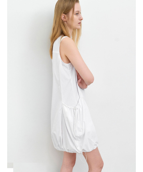 ATELIER NAIN(アトリエナイン)の「YU STRING BALLON MINI DRESS (OP-6339)(ワンピース・レディース・チャコールグレー/ホワイト・MEDIUM/SMALL)」の3枚目の写真