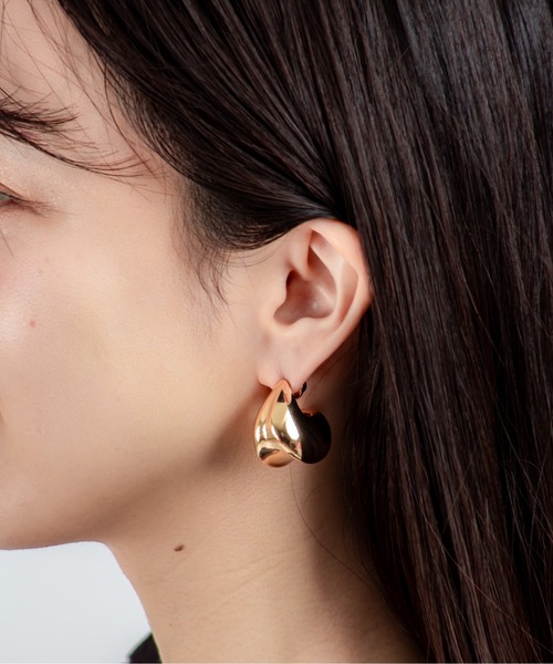 JENNYBIRD(ジェニーバード)の「【JENNY BIRD/ジェニーバード】ティアドロップ ピアス ぷっくり Paige Puff Earrings(ピアス(両耳用)・レディース・シルバー/ゴールド・FREE)」の18枚目の写真