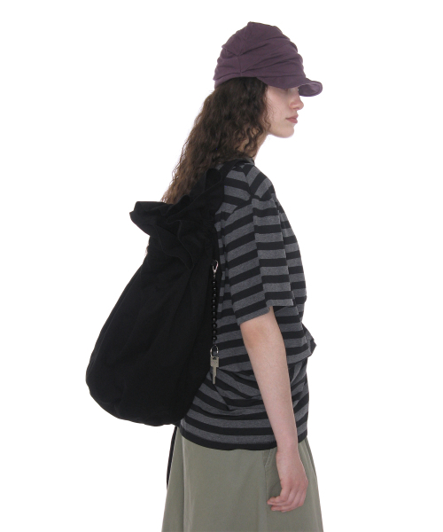 PARTIMENTO WOMEN(パルティメントウィメン)の「ウォッシュドキーホルダー スリングバッグ_ブラック(バックパック/リュック・レディース・その他・FREE)」の3枚目の写真
