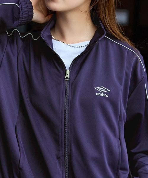 UMBRO(アンブロ)の「【UMBRO/アンブロ】限定 トラックジャケット(ブルゾン・レディース・ネイビー/ブラック・M/L/LL)」の14枚目の写真