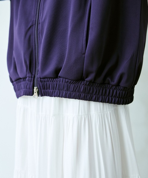 UMBRO(アンブロ)の「【UMBRO/アンブロ】限定 トラックジャケット(ブルゾン・レディース・ネイビー/ブラック・M/L/LL)」の18枚目の写真