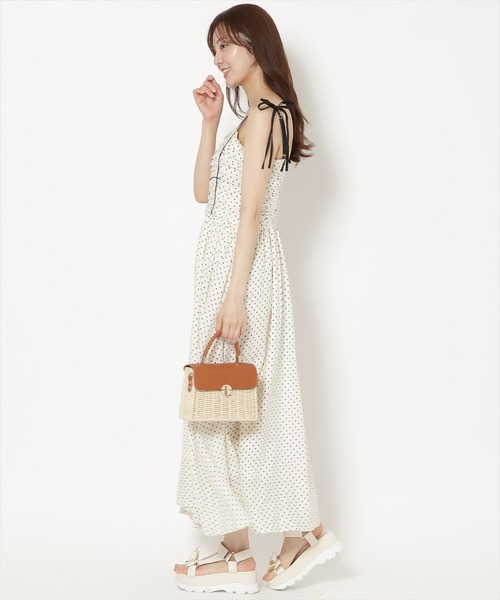 WILLSELECTION(ウィルセレクション)の「【7/16(thu)発売】リボンショルダーギャザーキャミワンピース(ワンピース・レディース・ブラック系その他/グリーン系その他/ベージュ系その他/ホワイト系その他・FREE)」の12枚目の写真