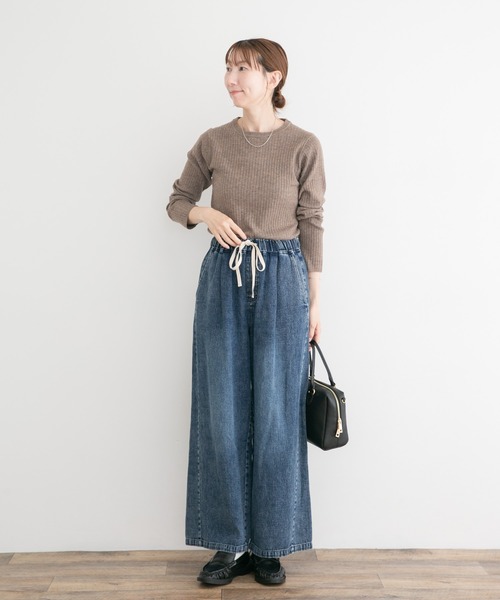 ITEMS URBANRESEARCH（アイテムズ アーバンリサーチ）の「『洗濯可』フワフワクルーネックリブニット（ニット/セーター・レディース・モカ/オフホワイト/チャコールグレー・FREE）」の16枚目の写真