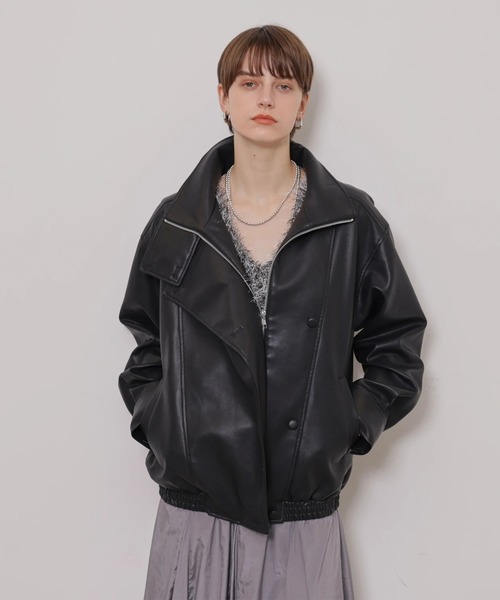 CADUNE(カデュネ)の「ヴィーガンレザーボンバージャケット(その他アウター・レディース・ブラウン/ブラック・36/38)」の2枚目の写真