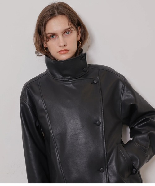 CADUNE(カデュネ)の「ヴィーガンレザーボンバージャケット(その他アウター・レディース・ブラウン/ブラック・36/38)」の3枚目の写真