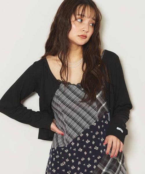 archives(アルシーヴ)の「UVカットランダムリブカットCD(Tシャツ/カットソー・レディース・オフホワイト/チャコールグレー/ブラック・MEDIUM)」の1枚目の写真