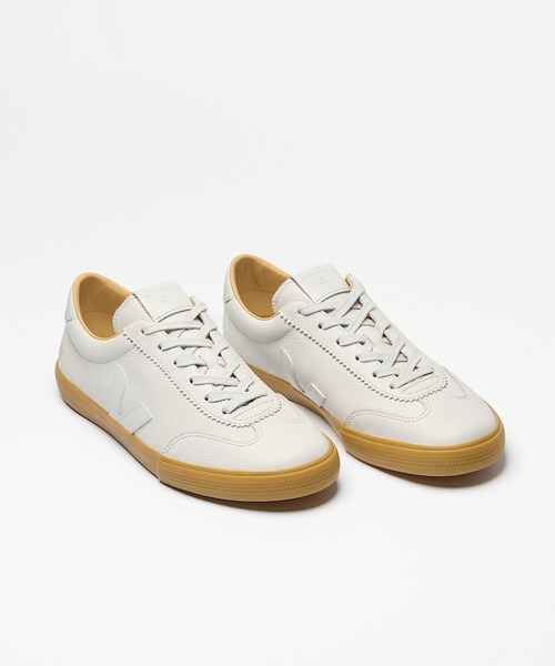 VEJA(ヴェジャ)の「VEJA Volley Signature レザースニーカー(スニーカー・レディース・オフホワイト・39/25/36/22/37/23/38/24)」の2枚目の写真