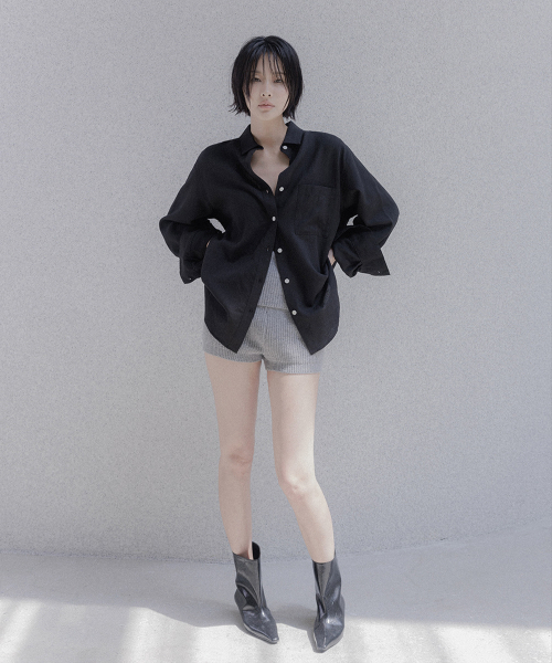 MEMUA（メムア）の「オーバーラインテンセルリネンシャツ（ブラック）（シャツ/ブラウス・レディース・ブラック/ベージュ/レッド/アイボリー/オートミール・FREE）」の6枚目の写真