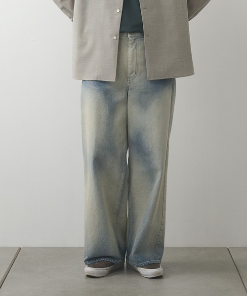 STUDIOUS(ステュディオス)の「【STUDIOUS】BLEACH OVERDYE DENIM JEANS(デニムパンツ・メンズ・インディゴブルー/サックスブルー/ブラック・1/2)」の3枚目の写真