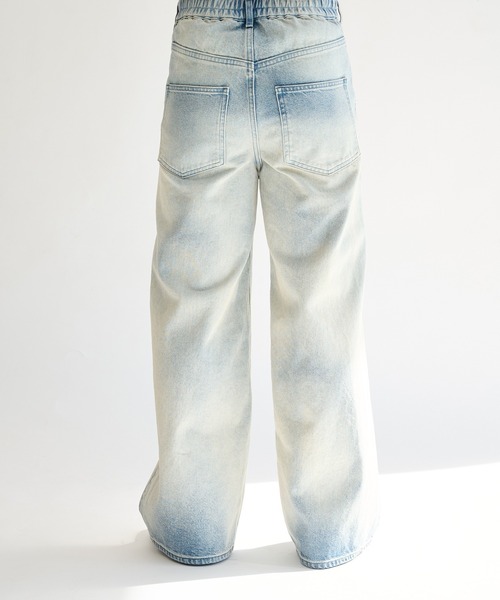 STUDIOUS(ステュディオス)の「【STUDIOUS】BLEACH OVERDYE DENIM JEANS(デニムパンツ・メンズ・インディゴブルー/サックスブルー/ブラック・1/2)」の16枚目の写真