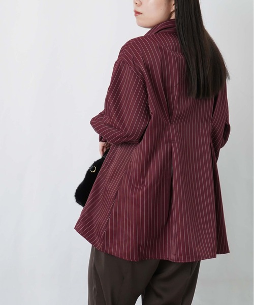 LUCA/LADY LUCK LUCA(ルカ/レディラックルカ)の「LC/LLL ウエストタックストライプチュニック(シャツ/ブラウス・レディース・オフホワイト/ボルドー・FREE)」の5枚目の写真