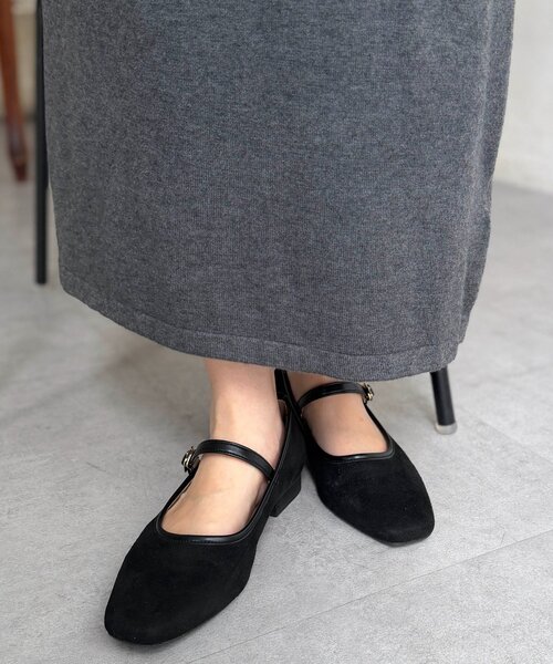 Chez toi(シェトワ)の「1ストラップフラットシューズ(パンプス・レディース・ブラック/ベージュ・MEDIUM/LARGE)」の3枚目の写真